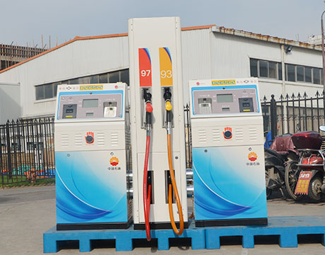 [Hot Item] Sinotruk 25m3 Water Tank Truck 6X4 Sprinkle Tanker Truck